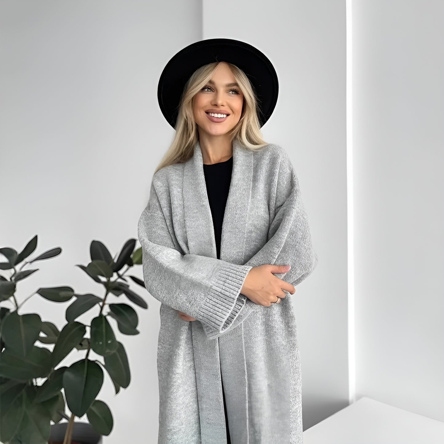 Irene™ | Elegantti Neulejakku – V-kaula-aukko & Lepakkohihat