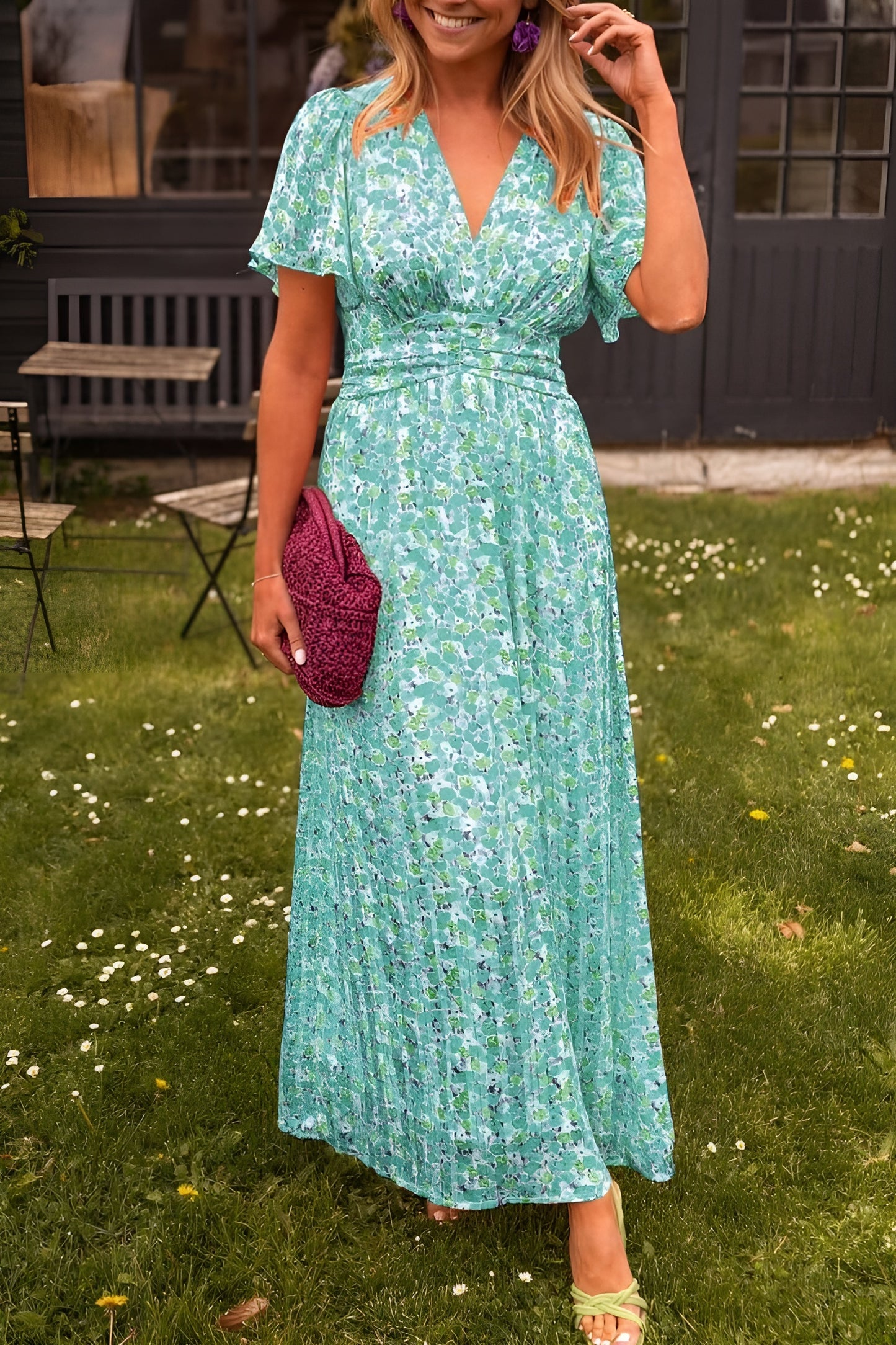 Hilla™ | Elegantti maksimekko V-pääntiellä
