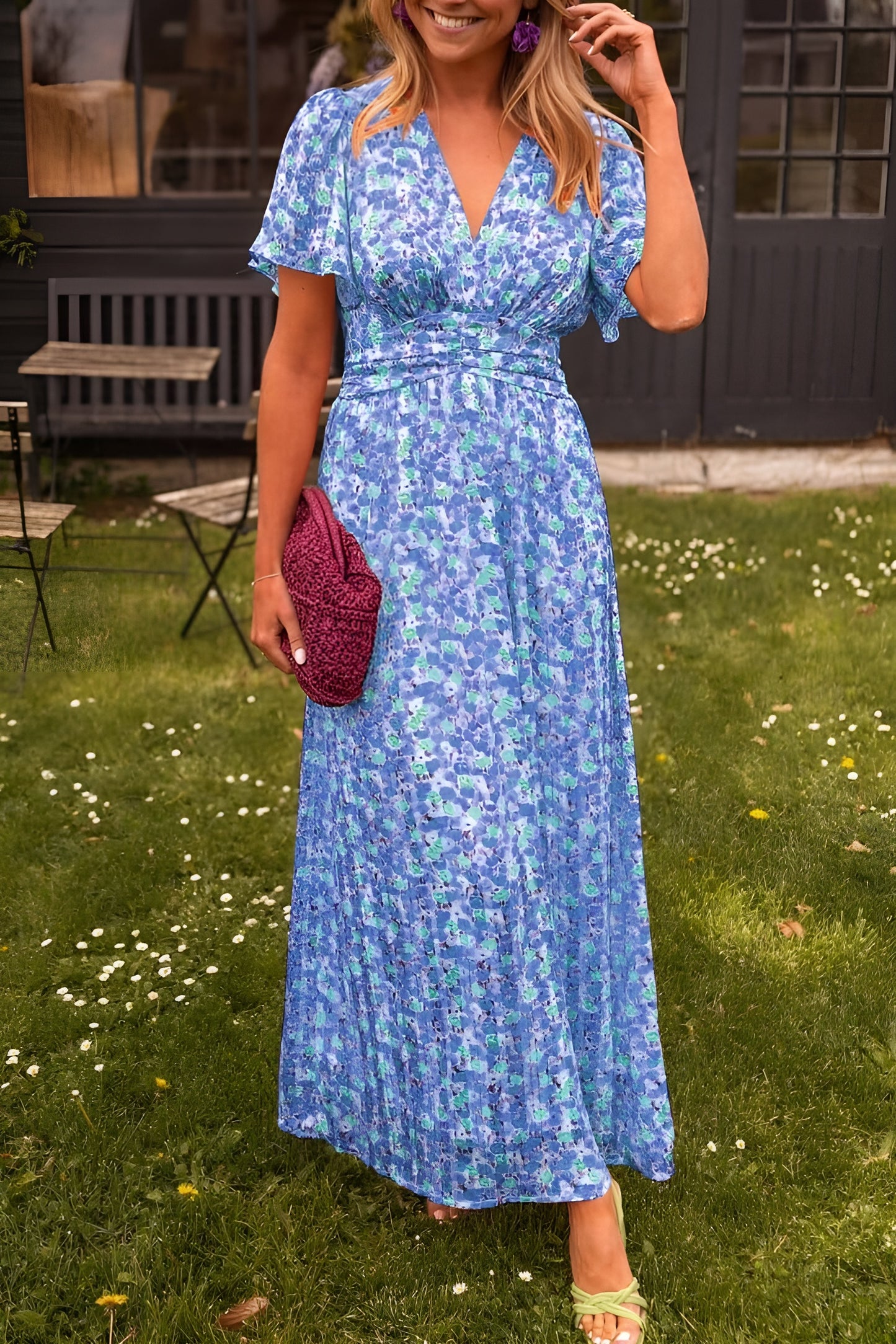 Hilla™ | Elegantti maksimekko V-pääntiellä