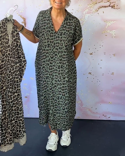 Sonja™ | Panterprint jurk met V-hals