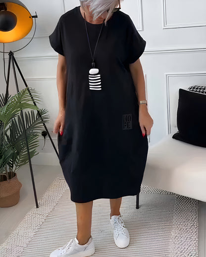 Alisa™ | Minimalistinen mekko, joka tuntuu hyvältä ja näyttää upealta