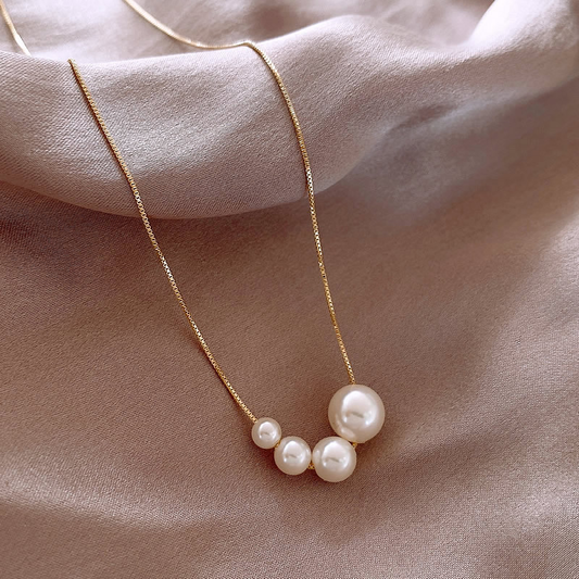 Lovisa™ | Halsband med gyllene sötvattenspärlor