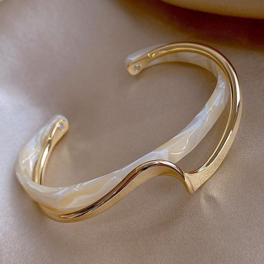 Freja™ | Elegant Armband i Vit Opal och Guld